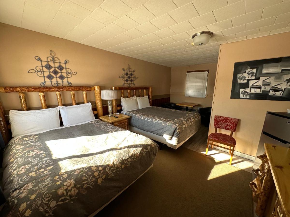 Pinecrest Motel Nipigon Exteriér fotografie